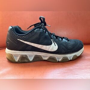 Nike Women’s Tailwind 7 Black and White Running Shoes